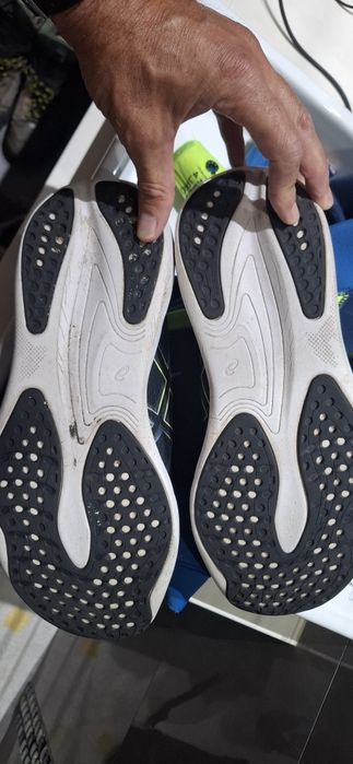 Sapatilhas de corrida Ascis modelo Nimbus n.° 46