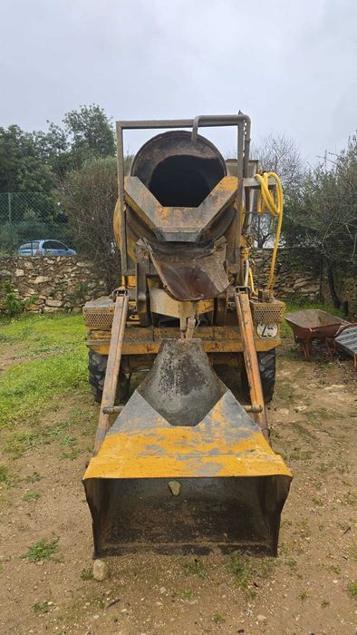 Autobetoneira 2.5m³ dDieci F2400