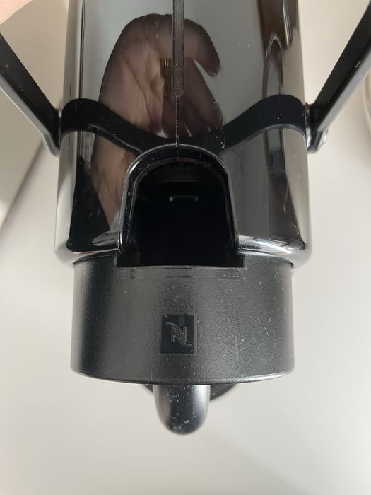 Maquina NESPRESSO Delonghi Preto