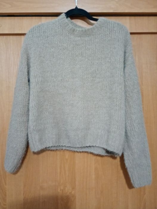 Sweterek M/L krótki