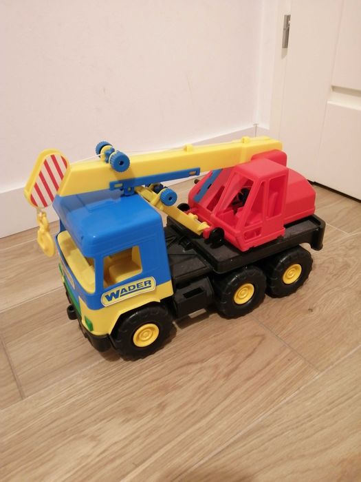 Samochód zabawka dźwig Wader