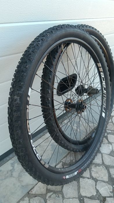 Válvulas Suporte Bike Rodas 27.5 + 29 Pneus Suspensão