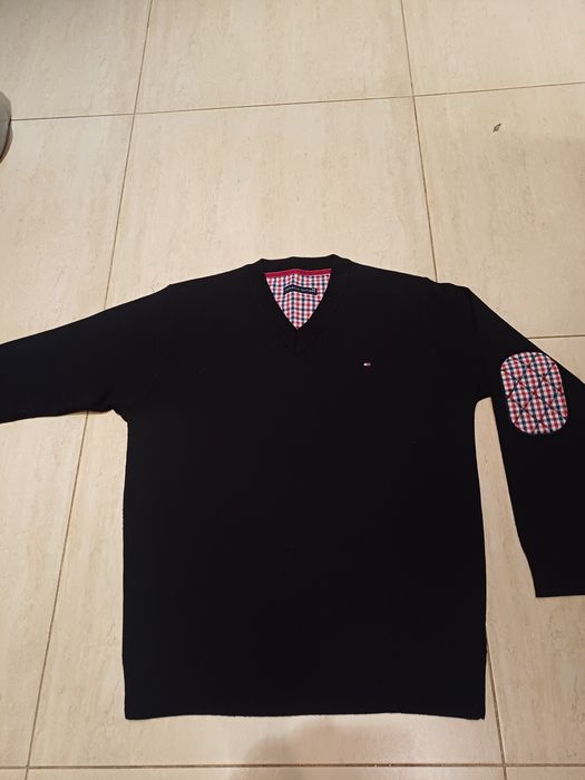 Sweter męski serek czarny XXL.
