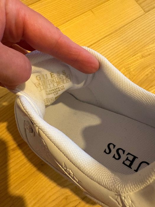 Кросівки, снікерси guess.оригінал