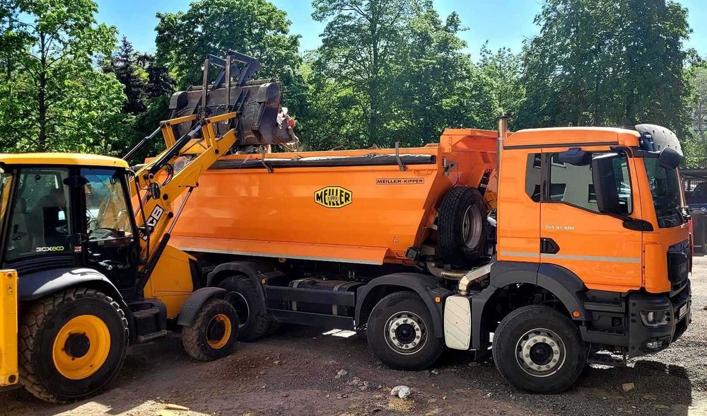 вивіз сміття, маніпулятор, благоустрій, оренда спецтехніки, екскаватор