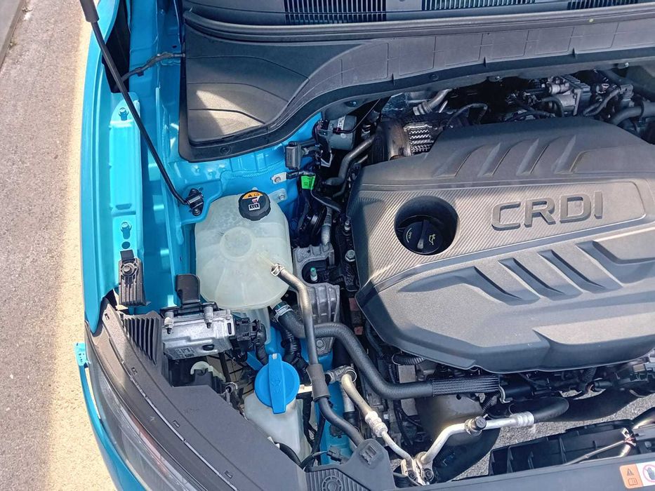 Hyundai Kauai 1.6 CDRI Hybrid - Nacional ( pequeno sinistro )