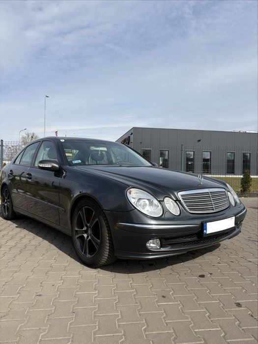 Mercedes W 211 Klasa E