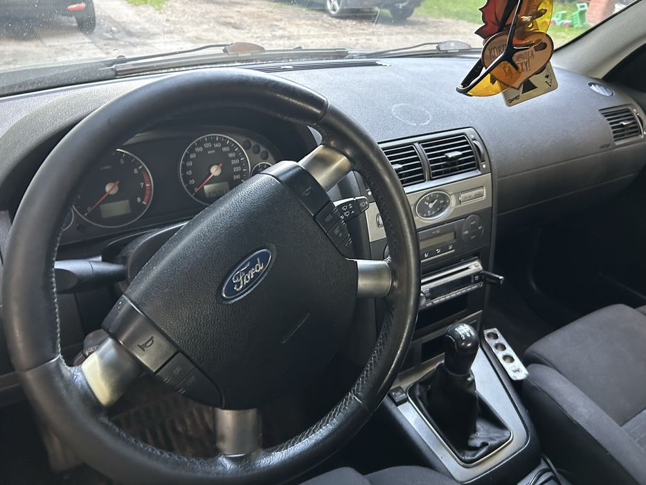 Ford Mondeo