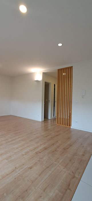 Apartamento t2 com  novo, 100m2, Centro Senhora da Hora