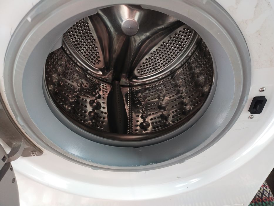 Máquina de lavar roupa LG direct drive 9kg