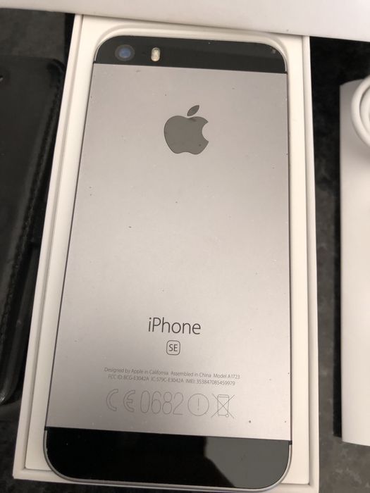 Iphone se 64gb como novo