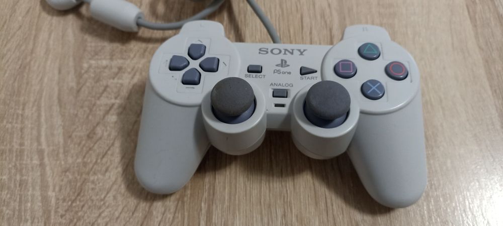 Джойстик к Sony PlayStation 1