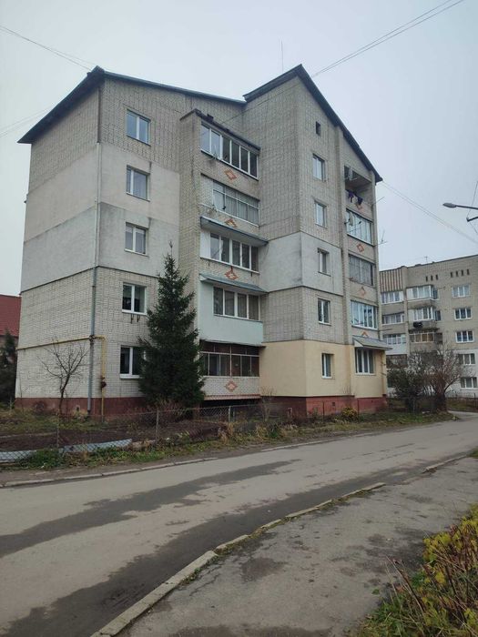 Продаж 2-ної квартири в м.Самборі