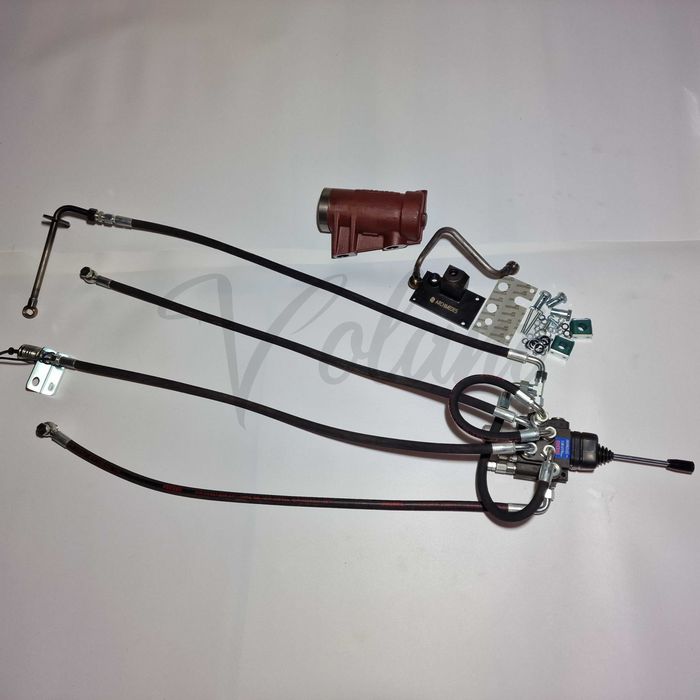 Rozdzielacz 2 Sekcyjny Ursus C-360 Zewnętrzny Cylinder Joystick Kpl.