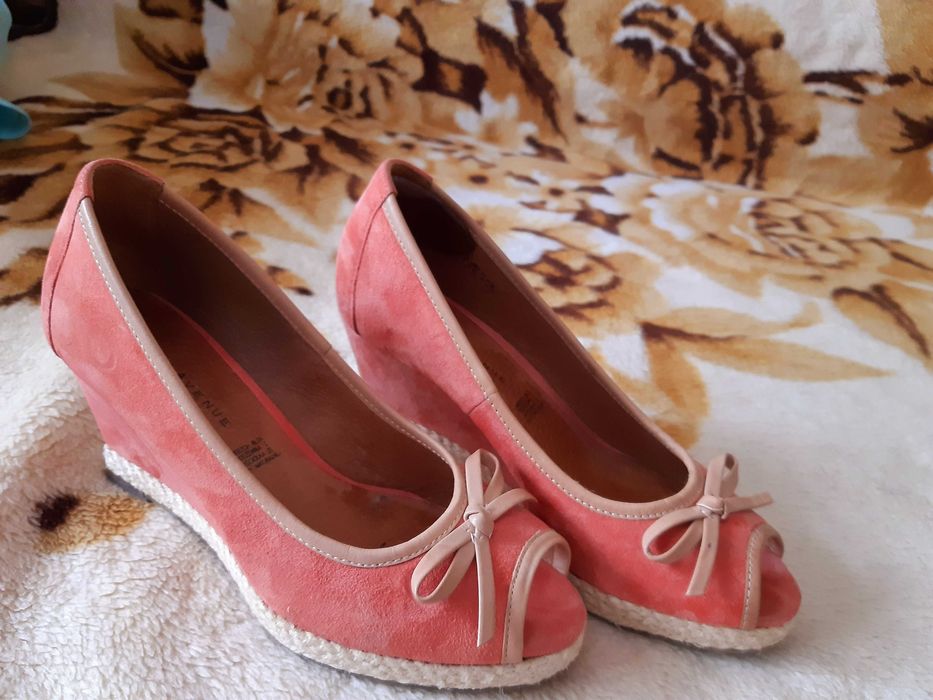 Buty zamszowe, czółenka rozm.36