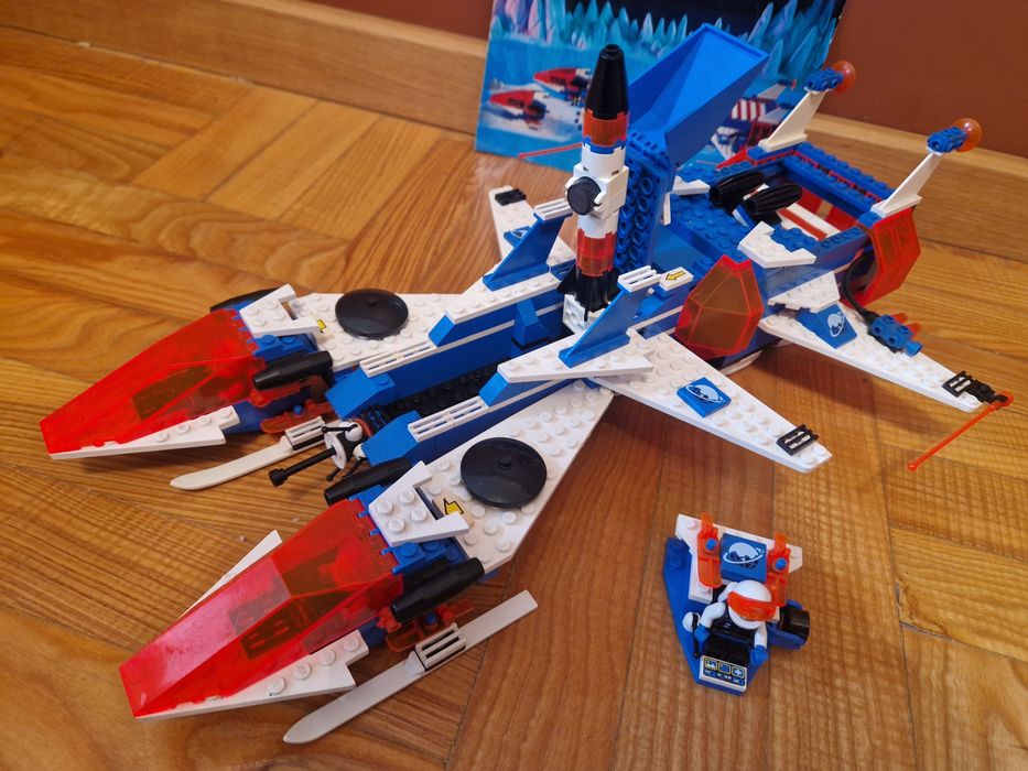 Lego 6973 ice planet system.