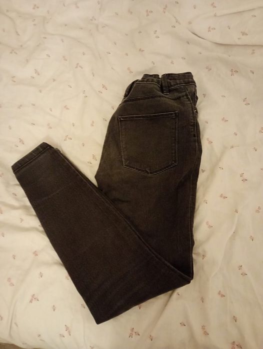 Jeansy damskie czarne