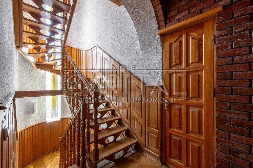 Оренда будинку 300 м² у с. Кийлів  Бориспільский район  Гараж Газ Генератор Інвертор