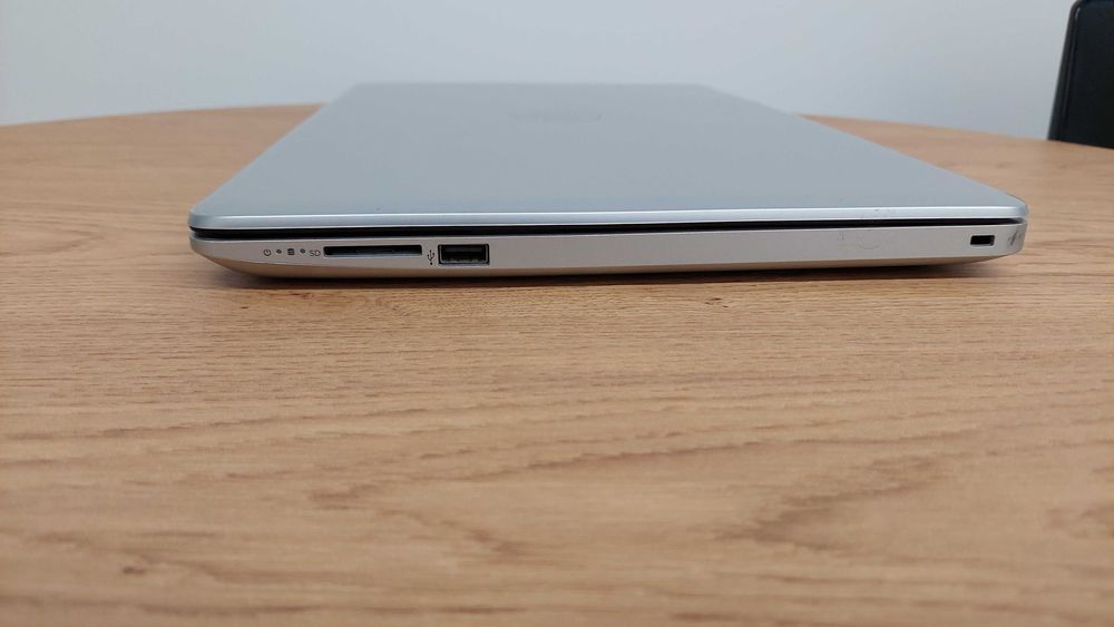 Laptop HP 15-db0037nw