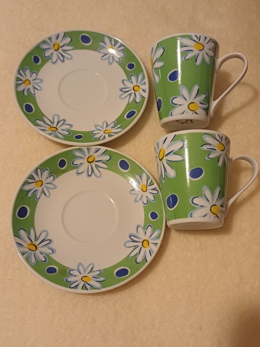 Chávenas café com flores
