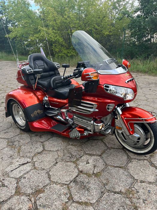 Motocykl Honda GL1800 Trajka Trójkołowiec 2003 Okazja
