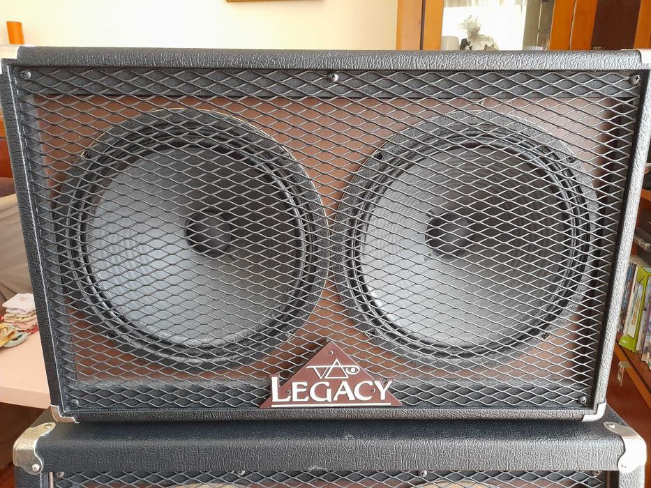 Coluna guitarra 2X12 Carvin Legacy C212E (Modelo Steve Vai)