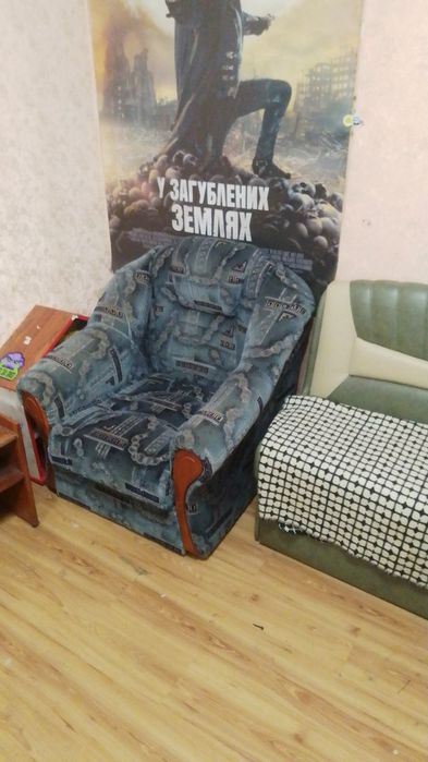 здається кімната без хазяїв,метро Вирлиця
