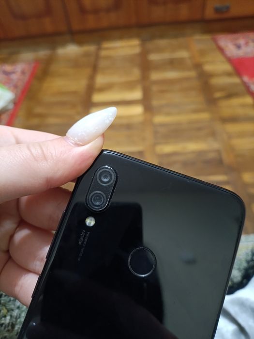 Продам телефон Xiaomi Redmi Note 7
