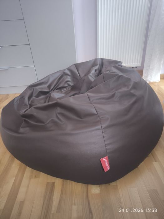 Duża brązowa pufa Ecopuf