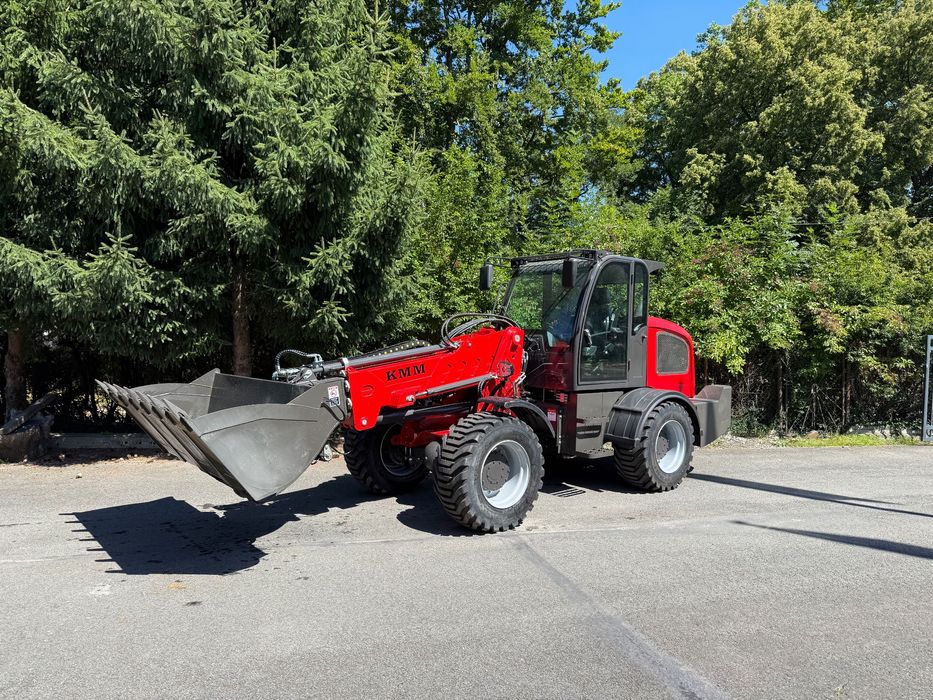 Terenowy wózek widłowy z wysięgnikiem teleskopowym ładowarka 3t na 5m