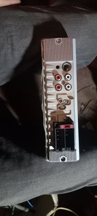 ОБМЕН Cyclone mp-1009v2 авто магнитола Bluetooth