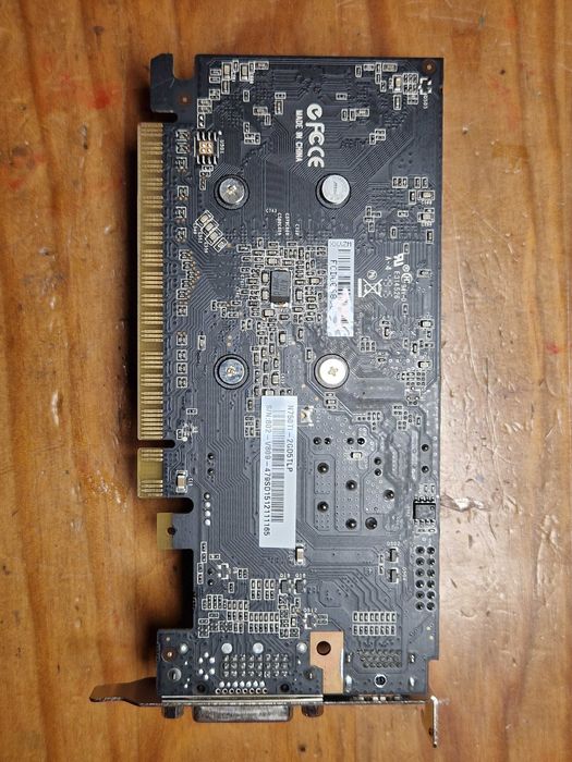 Placa gráfica MSI 750 TI 2GD5T LP - low profile - GDDR5