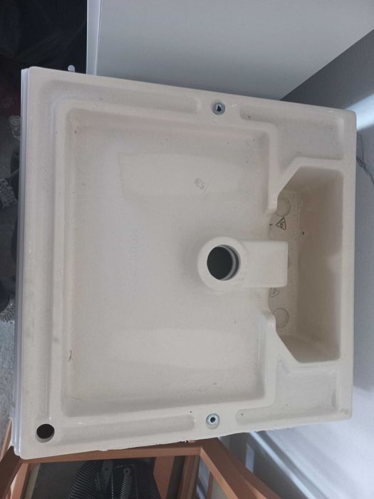 Grohe umywalka nablatowa 50x50 biała