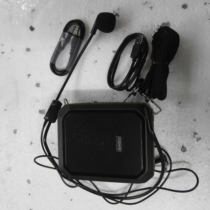 Портативный громкоговоритель, усилитель голоса с  микрофоном