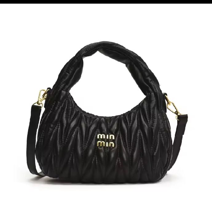 Сумка багет miu miu