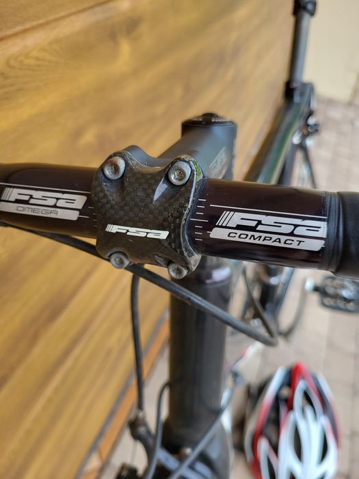 Rower szosowy Centurion carbon - kask gratis.