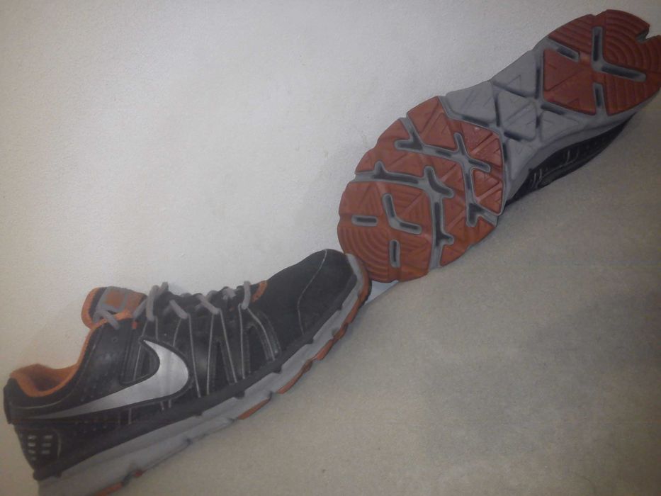 nike 42/41,5 flex super stan kolory materiał lekkie