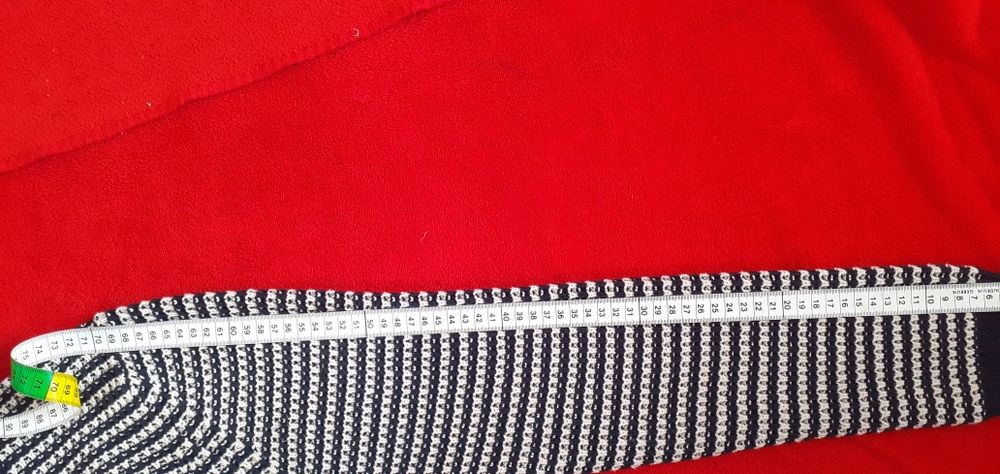 Sweter  w paski kremowo granatowe