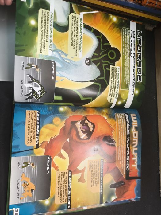 Ben 10, O grande livro de Ben 10.
Livro de leitura e de actividades e