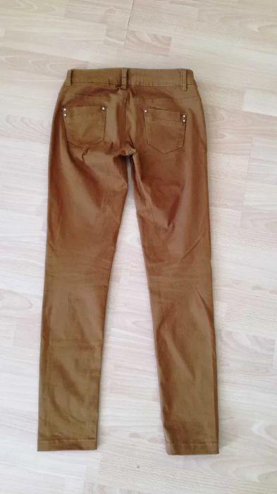 Nowe! Spodnie damskie S/36