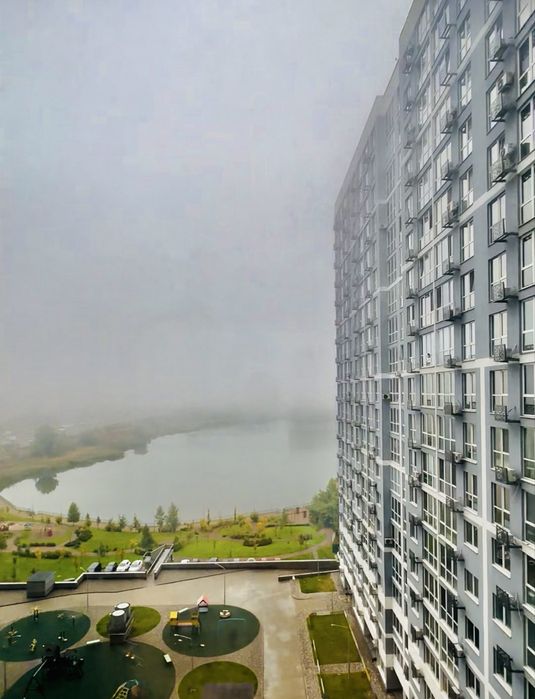 Продаж 2-кв від ВЛАСНИКА ЖК « Лебединий» вул. Ревуцького, 40-В метро