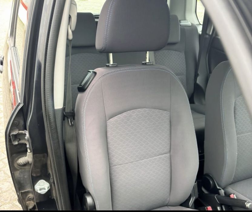 Mazda 2  1.2 em muito bom estado