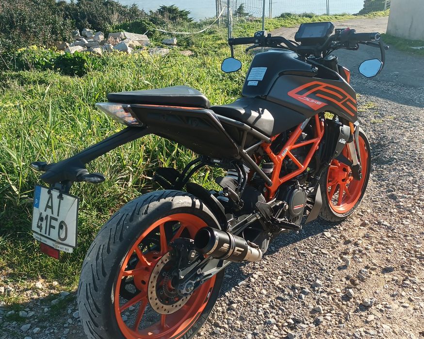2022 KTM 125 DUKE