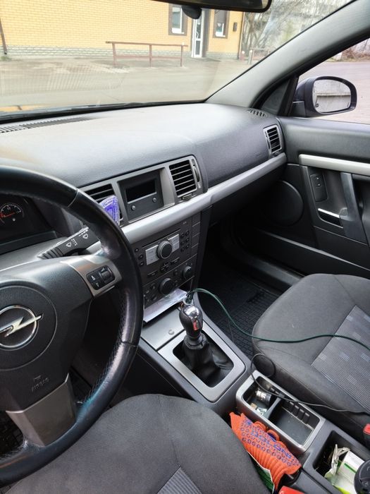 Продам Опель вектра С 2006.р 1.8 бензин