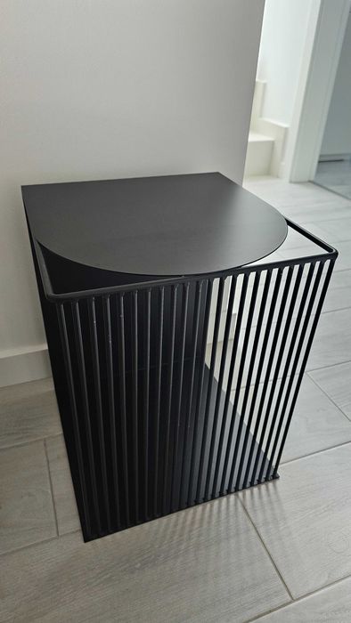 Mesa de Apoio Preta em Aço