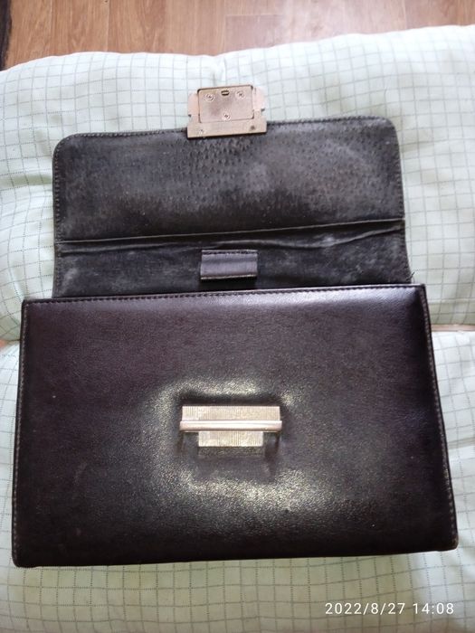 Продам мужскую барсетку