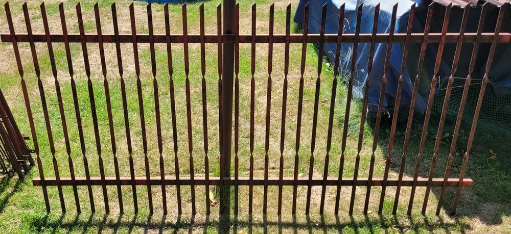 Przęsła ogrodzeniowe metalowe