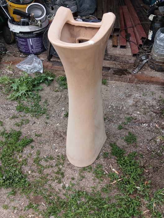 Стойка рукомойника