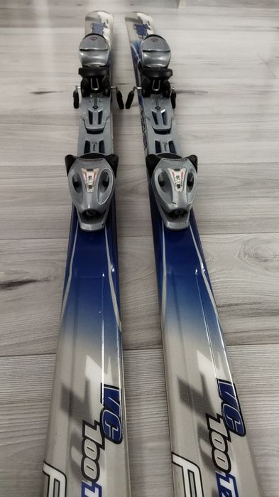Sprzedam Narty z wiązaniami Fischer 168cm