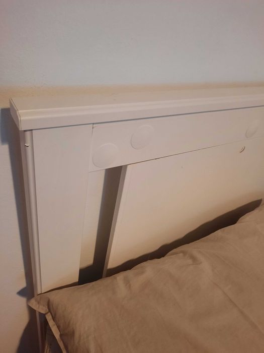 Cama de Casal branca
